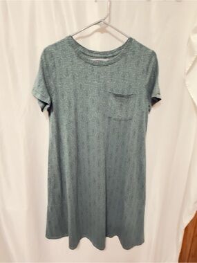 Duluth Trading Co. Women's Green Pattern T-Shirt Dress Pocket Casual Comfy Small